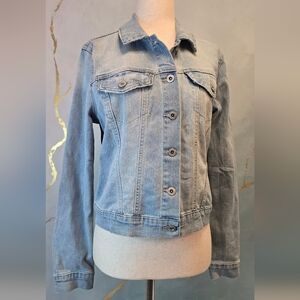 NWOT Jessica Simpson Classic Light Blue Denim Jacket